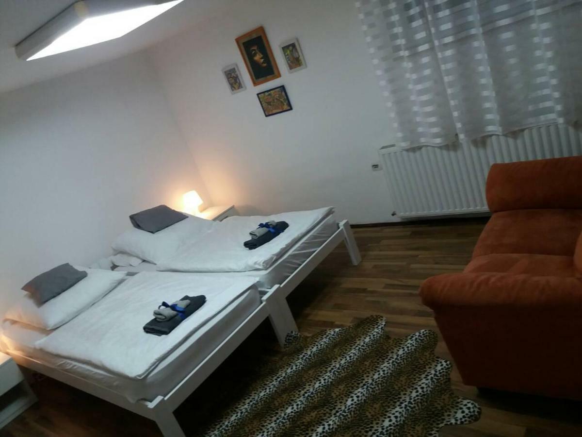 Apartman Romy Pancevo Bagian luar foto